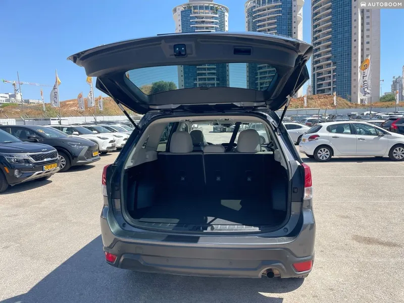 Subaru Forester 2nd hand, 2023, private