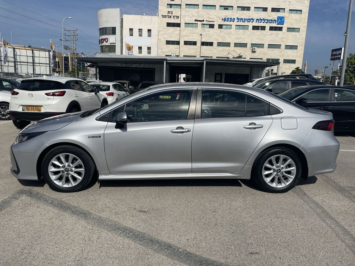 Toyota Corolla 2nd hand, 2022
