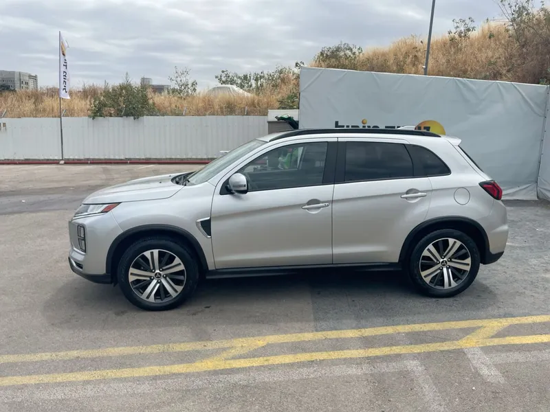 Mitsubishi ASX 2nd hand, 2022, private hand