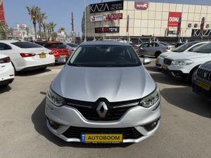 Renault Megane, 2017, photo