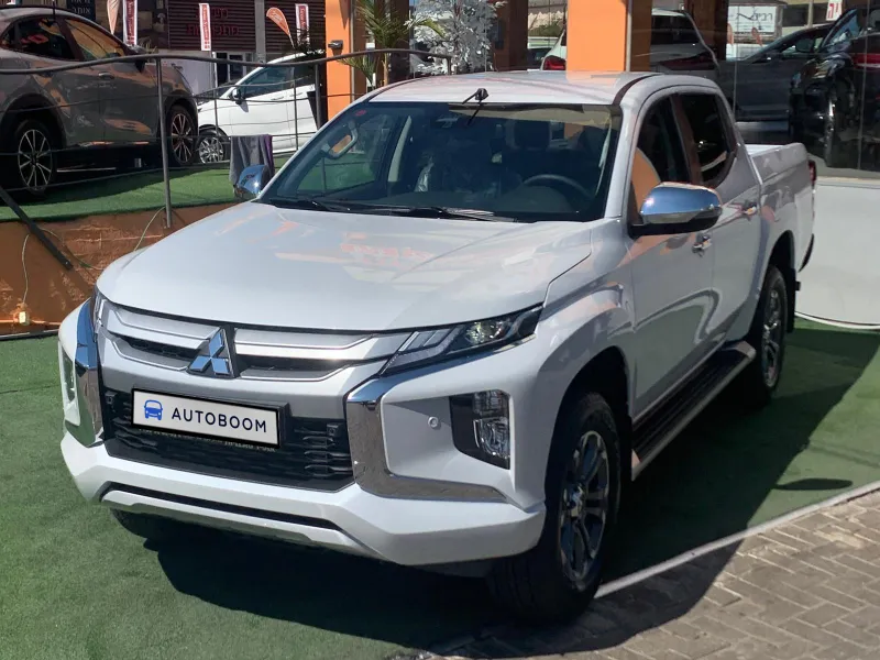 Mitsubishi Triton новый, 2021