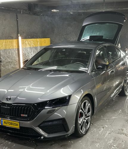 Skoda Octavia RS, 2022, photo