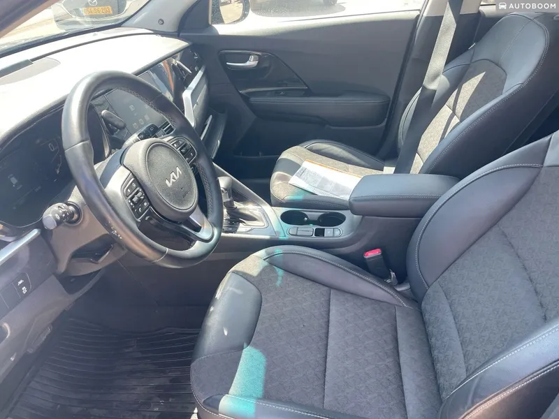 Kia Niro с пробегом, 2022