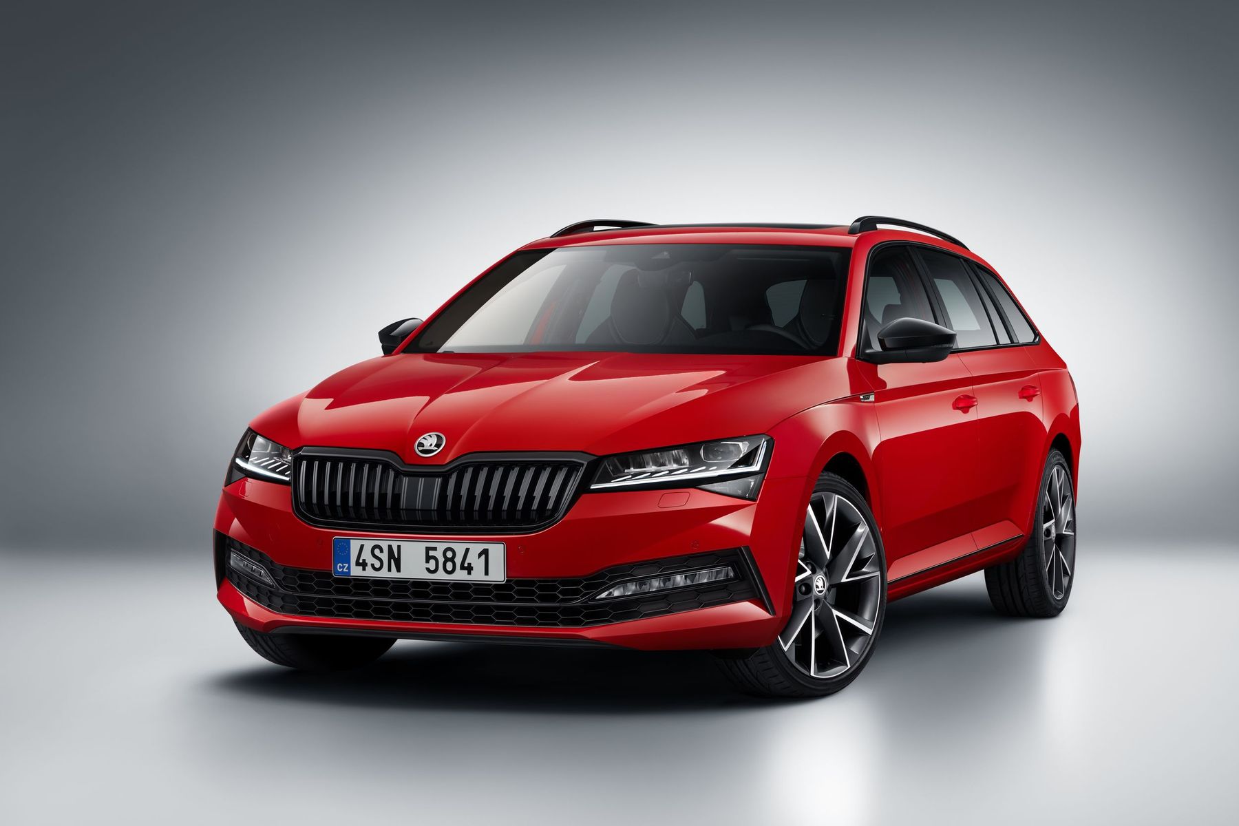 Škoda Superb 2019. Carrosserie, extérieur. Break 5-portes, 3 génération, restyling