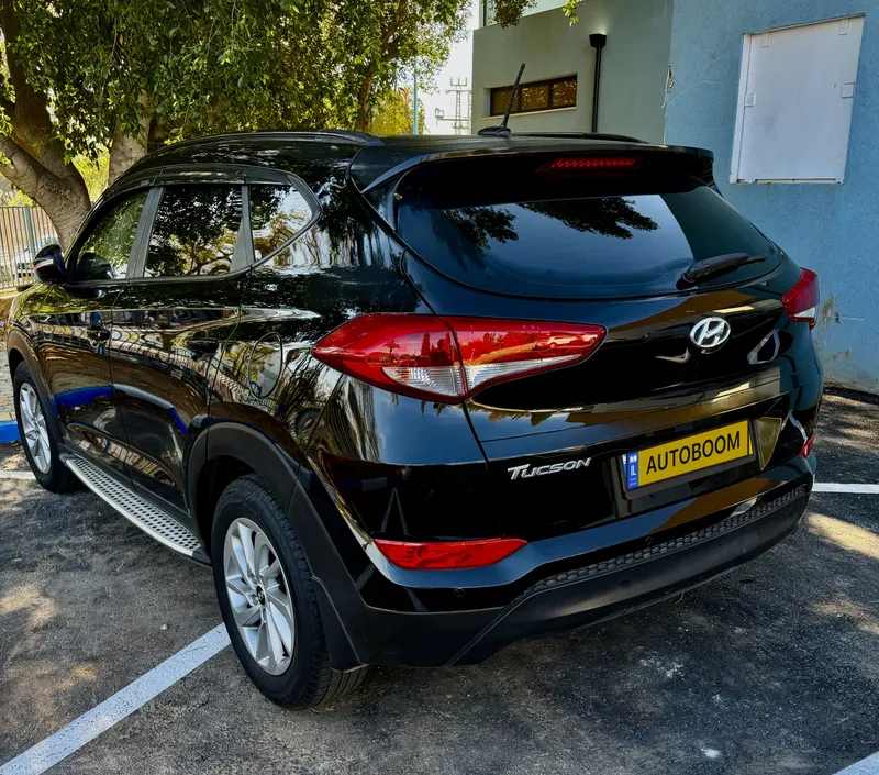 Hyundai Tucson 2nd hand, 2017, private
