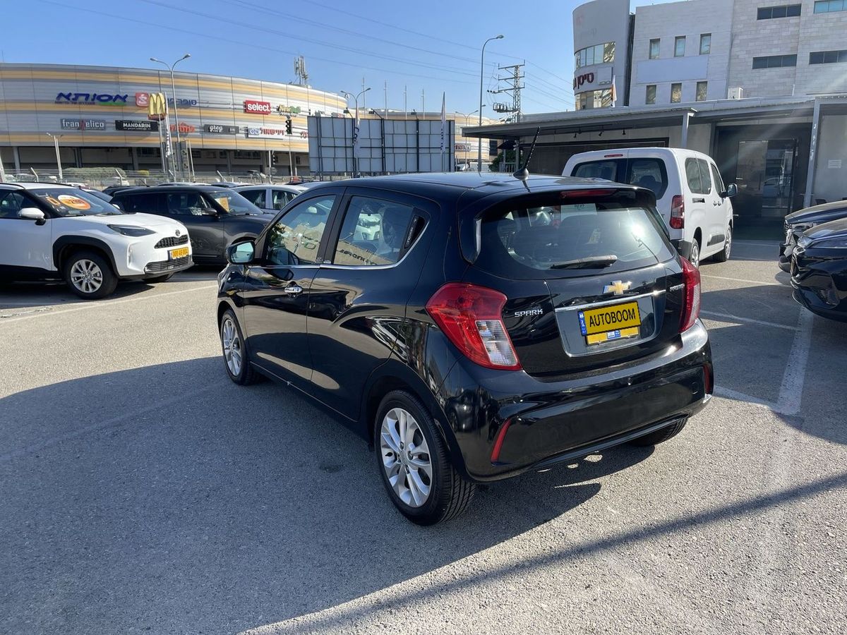 Chevrolet Spark 2nd hand, 2021, private hand