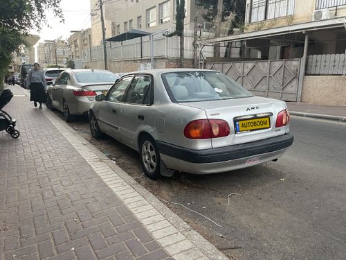Toyota Corolla 2ème main, 1999, main privée