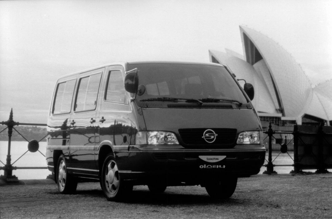 SsangYong Istana 1995. Carrosserie, extérieur. Monospace, 1 génération