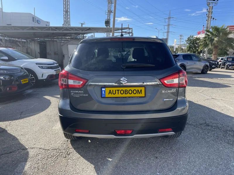 סוזוקי קרוסאובר SX4 יד 2 רכב, 2022, פרטי