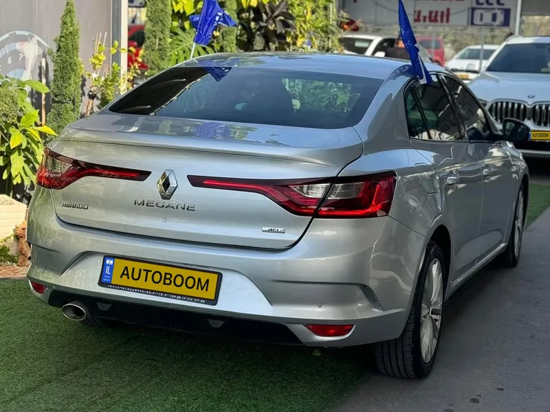 Renault Megane с пробегом, 2017, частная