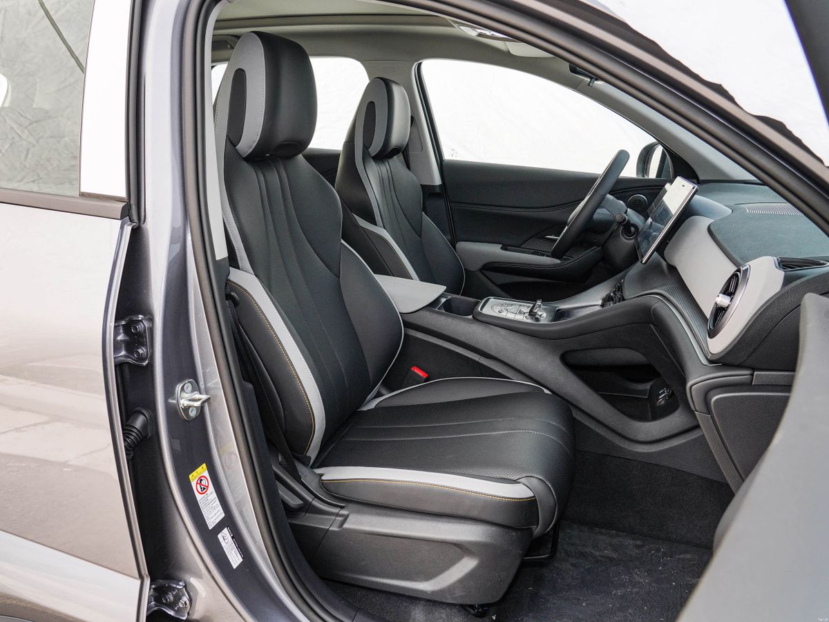 BYD BYD Sealion 05 DM-i 2025. Передние сидения. Внедорожник 5 дв., 1 поколение
