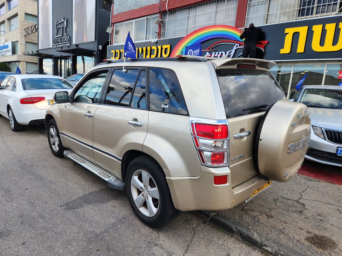 Suzuki Grand Vitara 2ème main, 2010, main privée