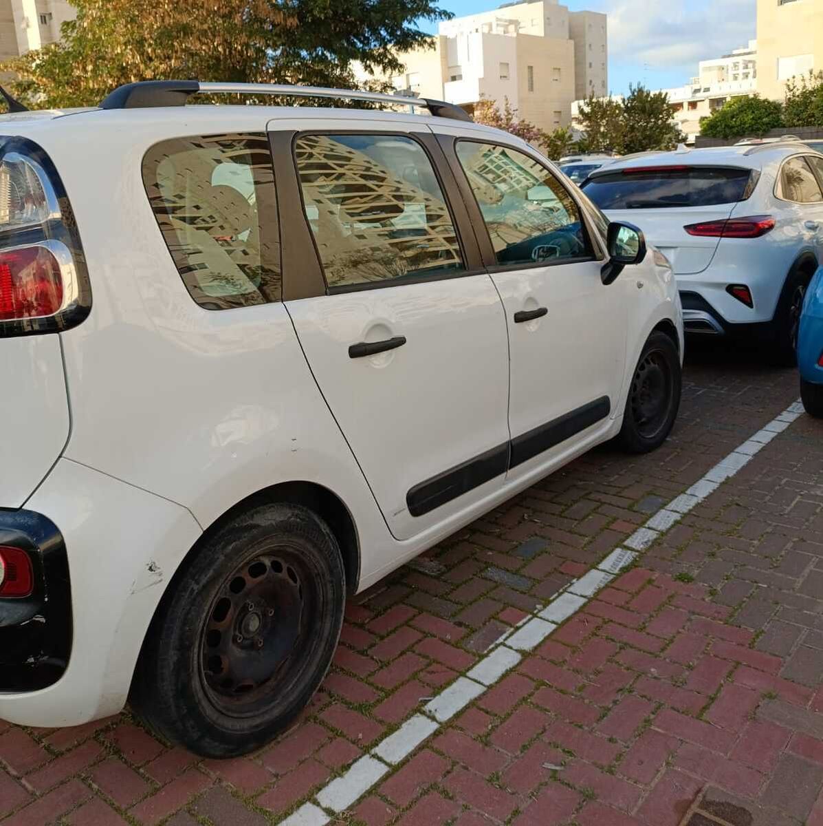 סיטרואן C3 פיקאסו יד 2 רכב, 2015, פרטי