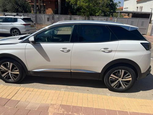 Peugeot 3008 2nd hand, 2022, private hand
