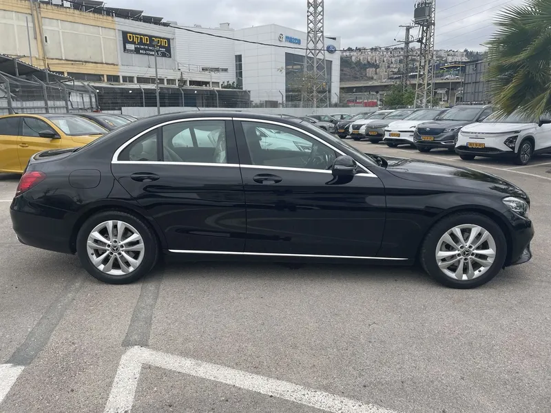Mercedes C-Class 2nd hand, 2019, private hand