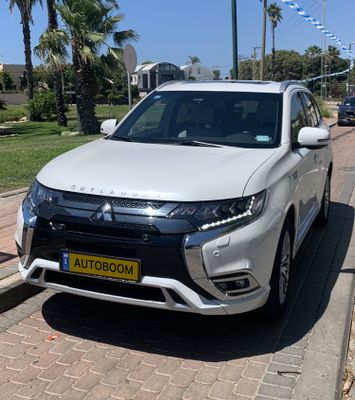 Mitsubishi Outlander 2ème main, 2021, main privée