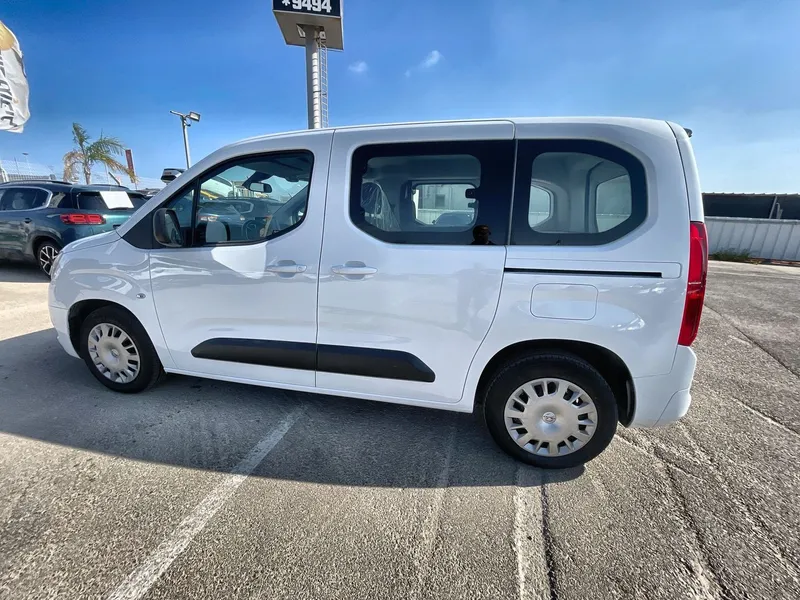 Opel Combo 2nd hand, 2022, private hand