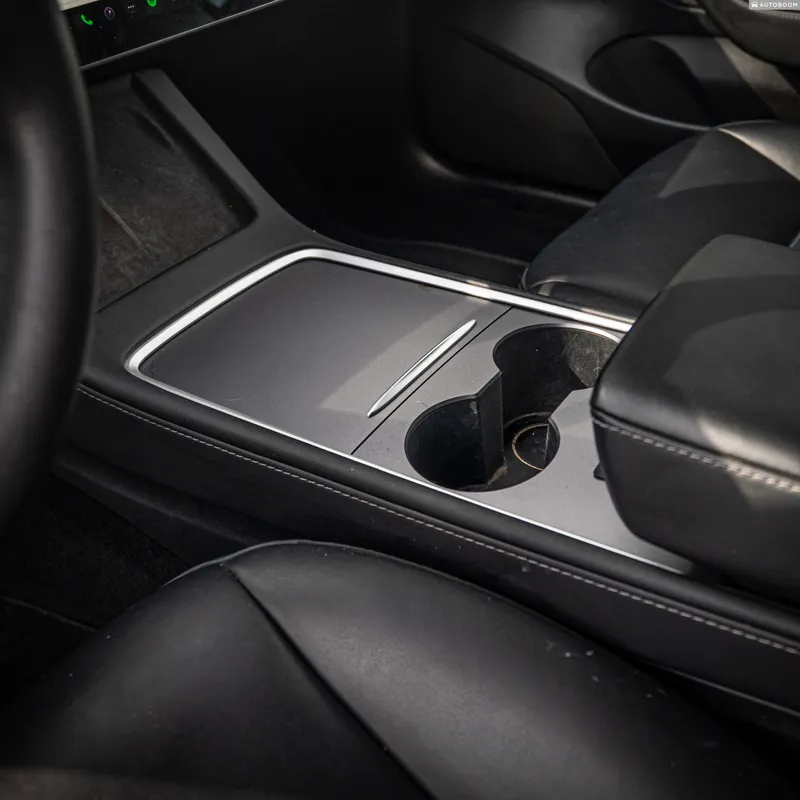 Tesla Model 3 2nd hand, 2023, private