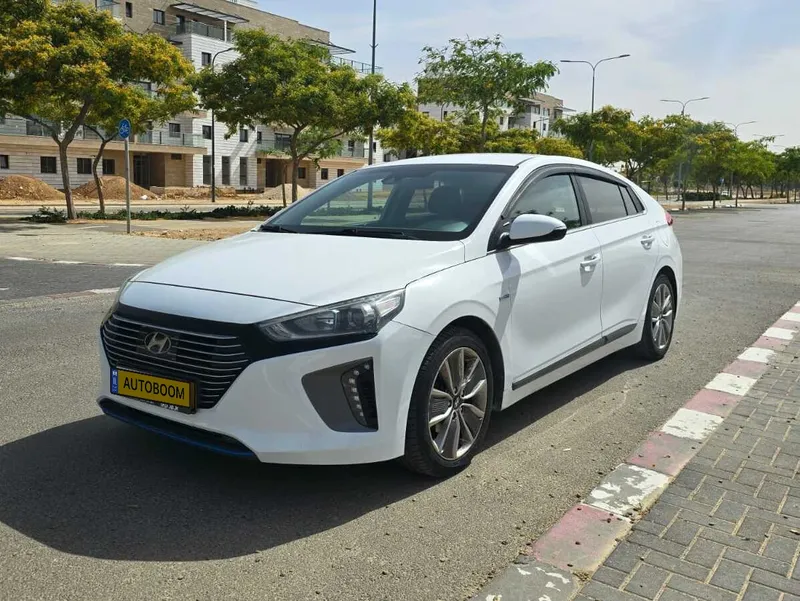 Hyundai IONIQ 2nd hand, 2017, private hand