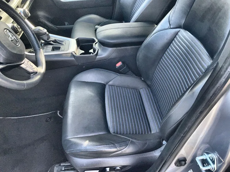 Toyota RAV4 2ème main, 2019, main privée