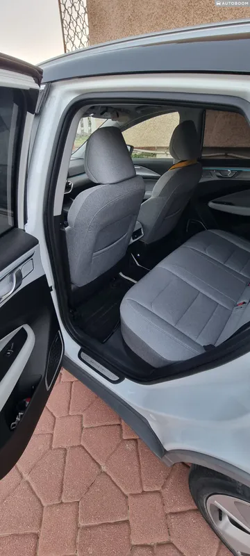 Geely Geometry C 2nd hand, 2022, private