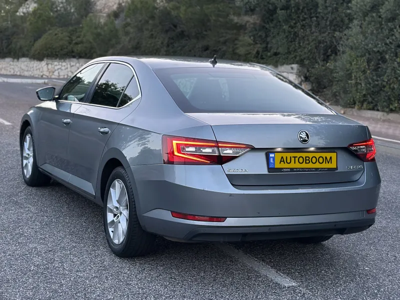 Skoda Superb 2nd hand, 2018, private hand