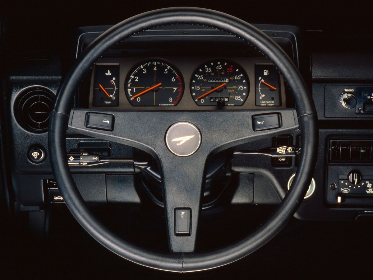 Toyota Corsa 1978. Tableau de bord. Berline 2-portes, 1 génération