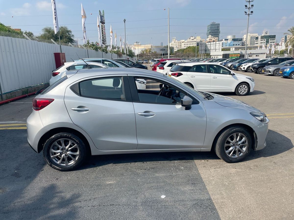 Mazda 2 2nd hand, 2021