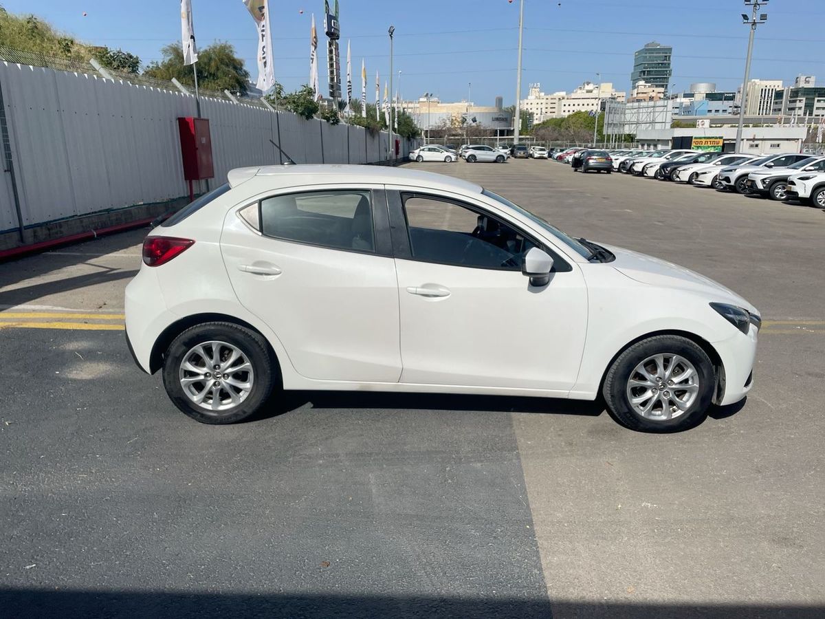 Mazda 2 с пробегом, 2016, частная рука