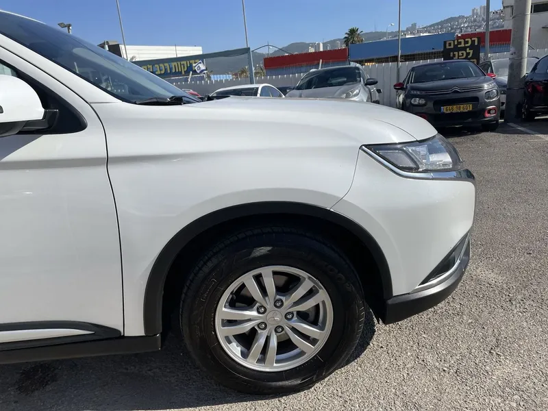 Mitsubishi Outlander с пробегом, 2020