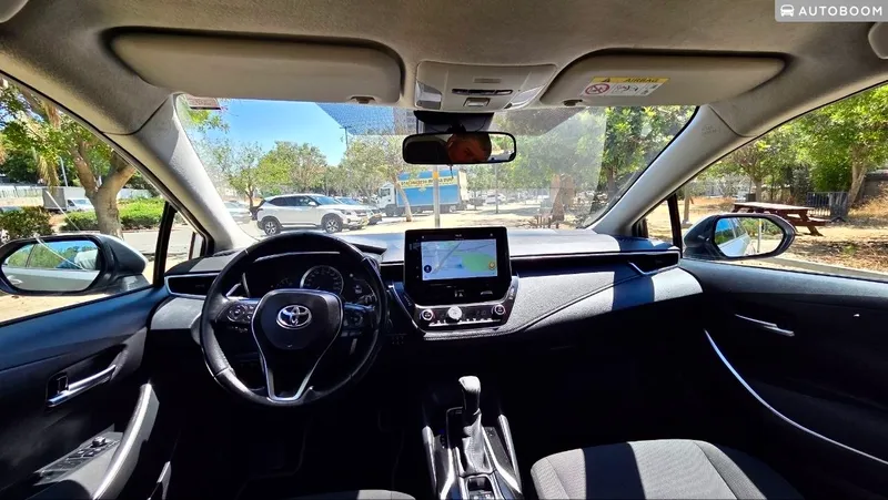 Toyota Corolla с пробегом, 2021