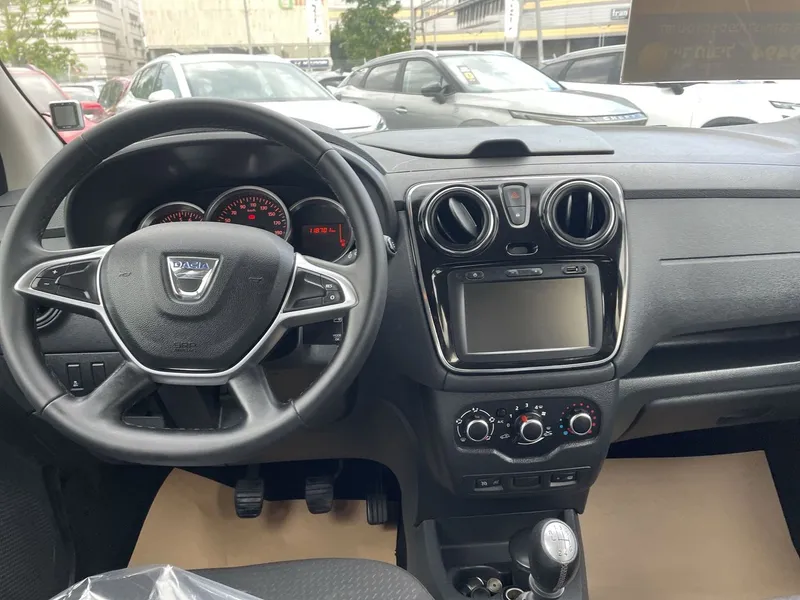 Dacia Lodgy 2nd hand, 2021