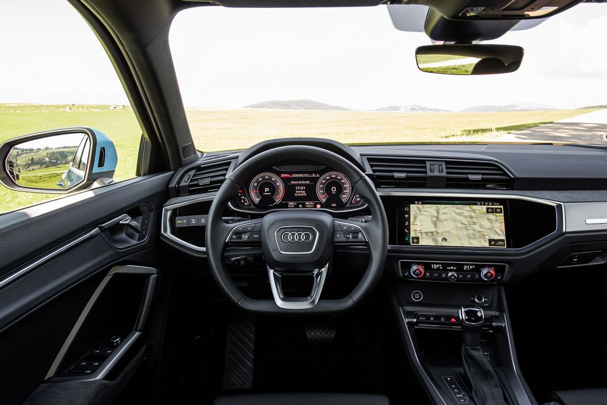 Audi Q3 Sportback 2019. Dashboard. SUV Coupe, 1 generation