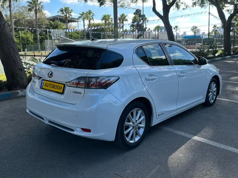 Lexus CT 2nd hand, 2011, private