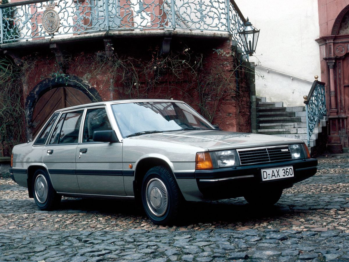 Mazda 929 1981. Carrosserie, extérieur. Berline, 2 génération