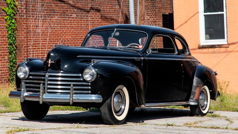 Chrysler New Yorker 1946. Carrosserie, extérieur. Berline 2-portes, 2 génération