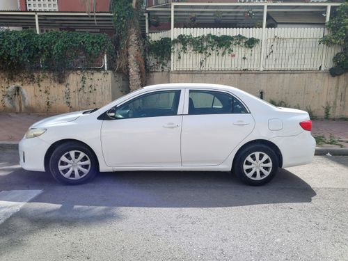 Toyota Corolla 2nd hand, 2010, private hand