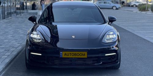 Porsche Panamera, 2018, photo