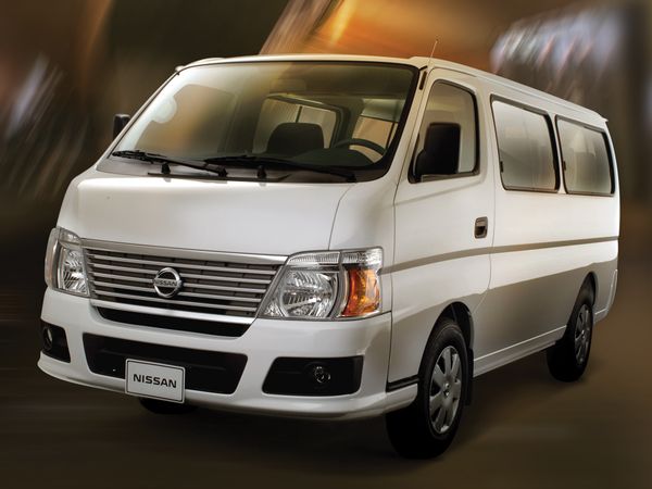ניסאן אורוון 2001. מרכב, צורה. מיניוואן, 4 דור