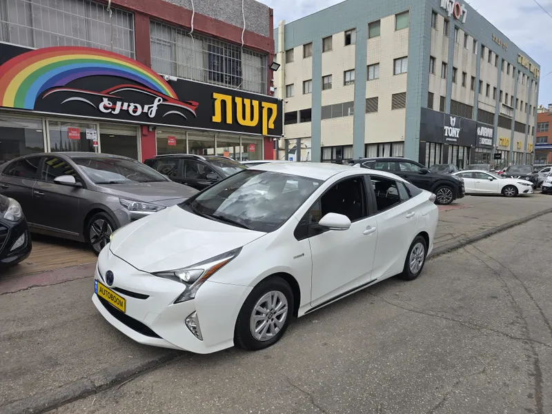 Toyota Prius 2nd hand, 2019, private