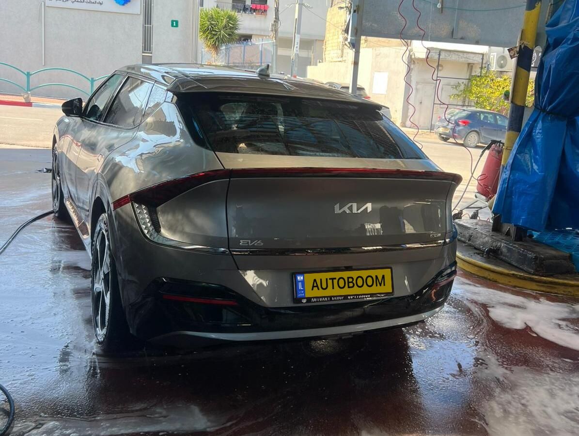 Kia EV6 с пробегом, 2024, частная
