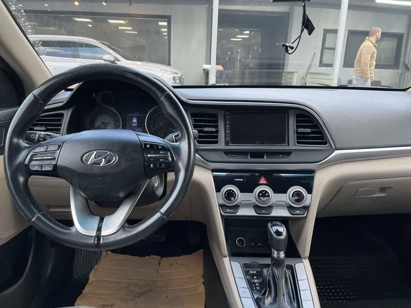 Hyundai Elantra 2ème main, 2019, main privée