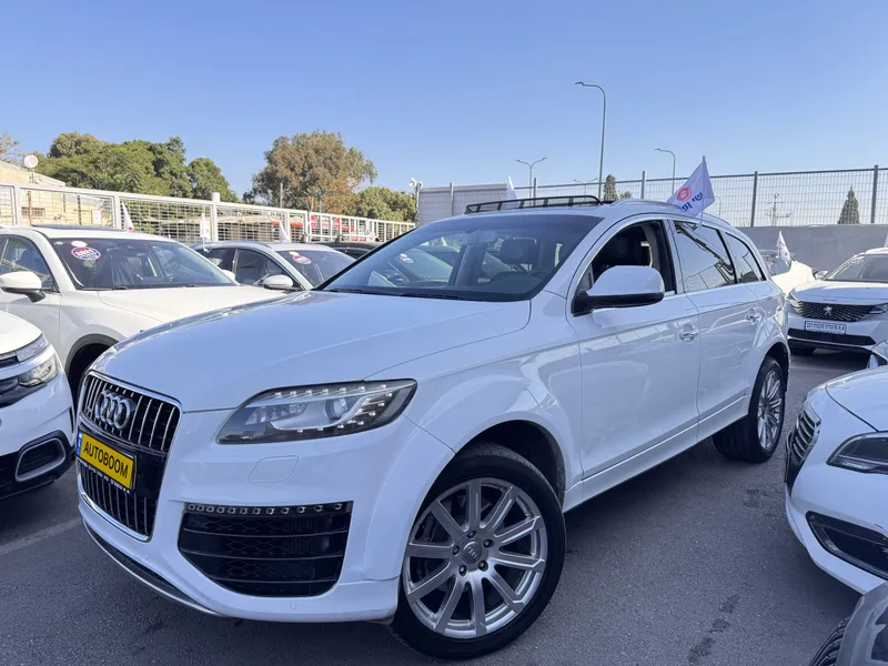 אאודי Q7 יד 2 רכב, 2015, פרטי