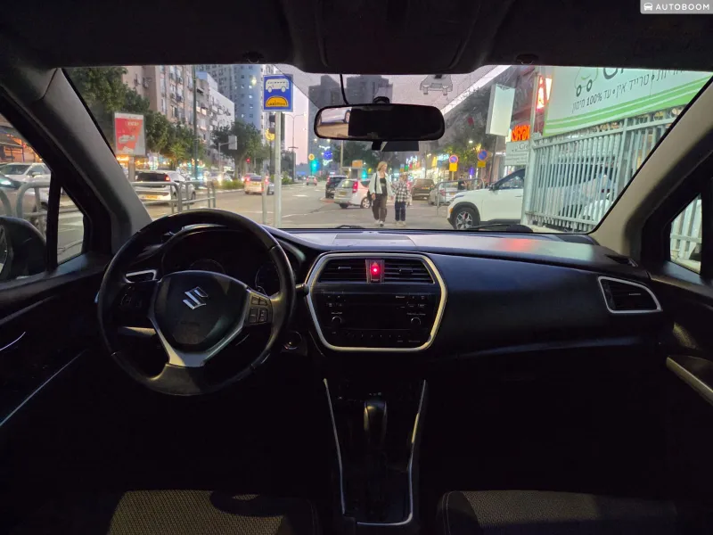סוזוקי SX4 יד 2 רכב, 2015, פרטי