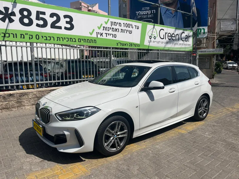 BMW 1 series 2nd hand, 2021, private hand