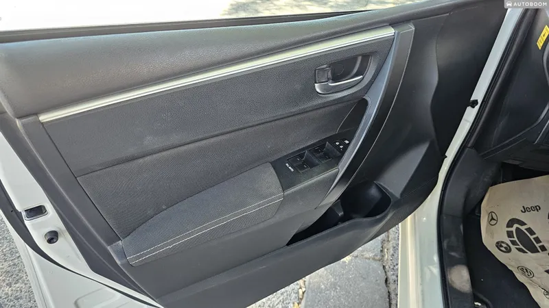 Toyota Corolla 2nd hand, 2016, private