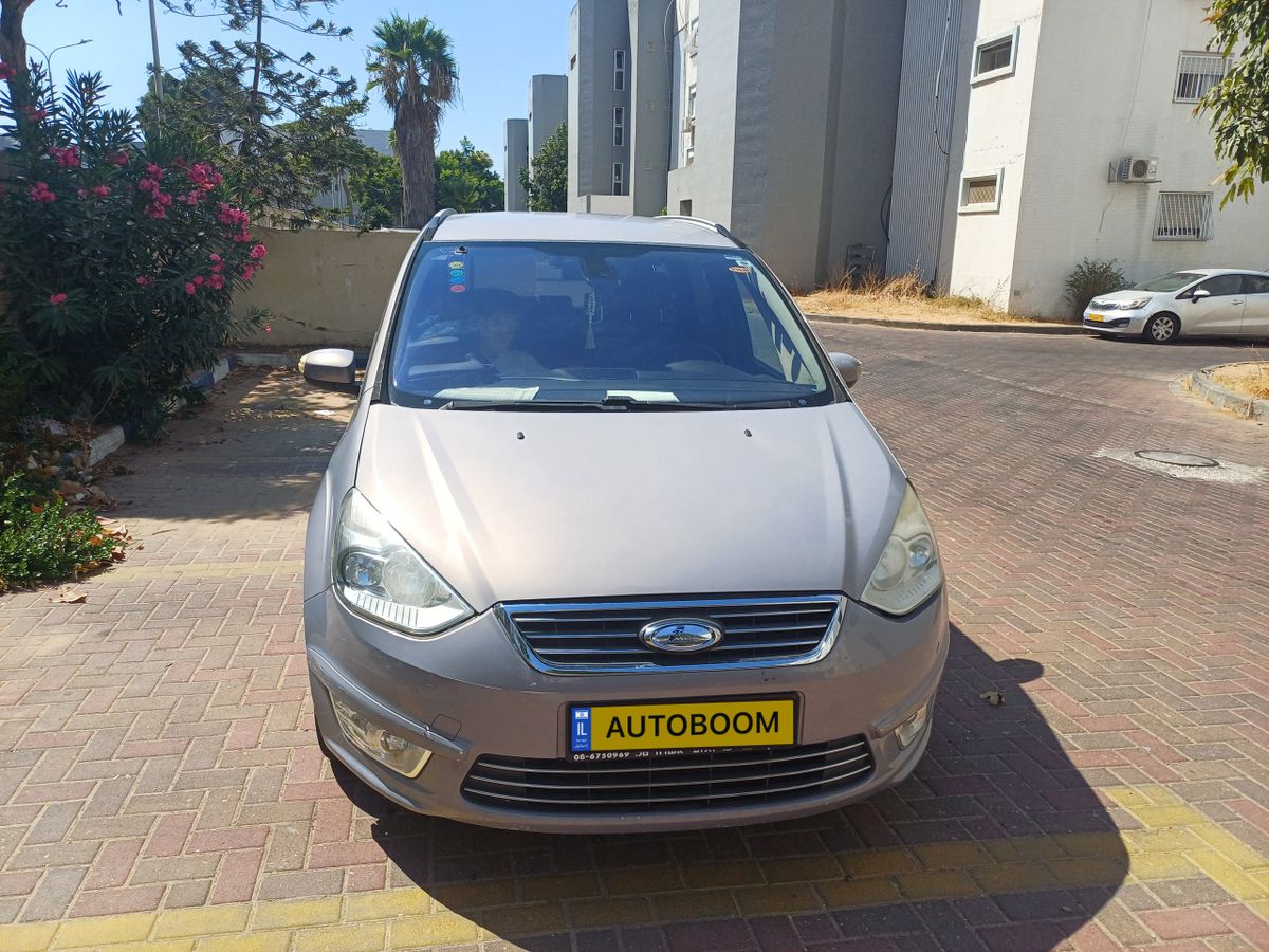 Ford Galaxy 2ème main, 2011, main privée