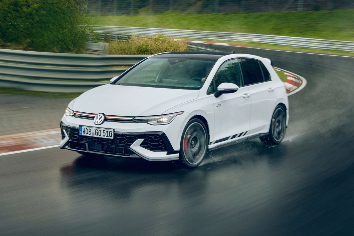 Volkswagen Golf GTI Clubsport 2024. Carrosserie, extérieur. Hatchback 5-portes, 8 génération, restyling 1