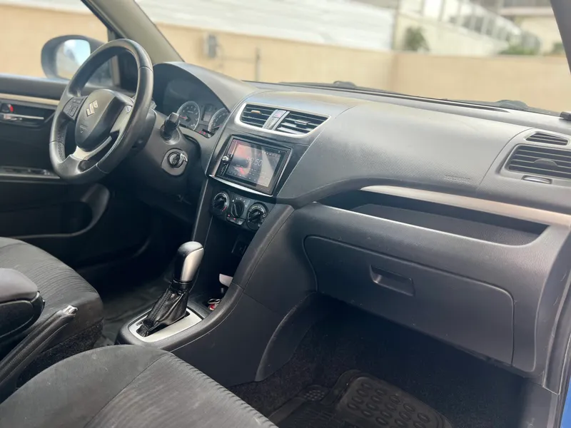 Suzuki Swift с пробегом, 2011