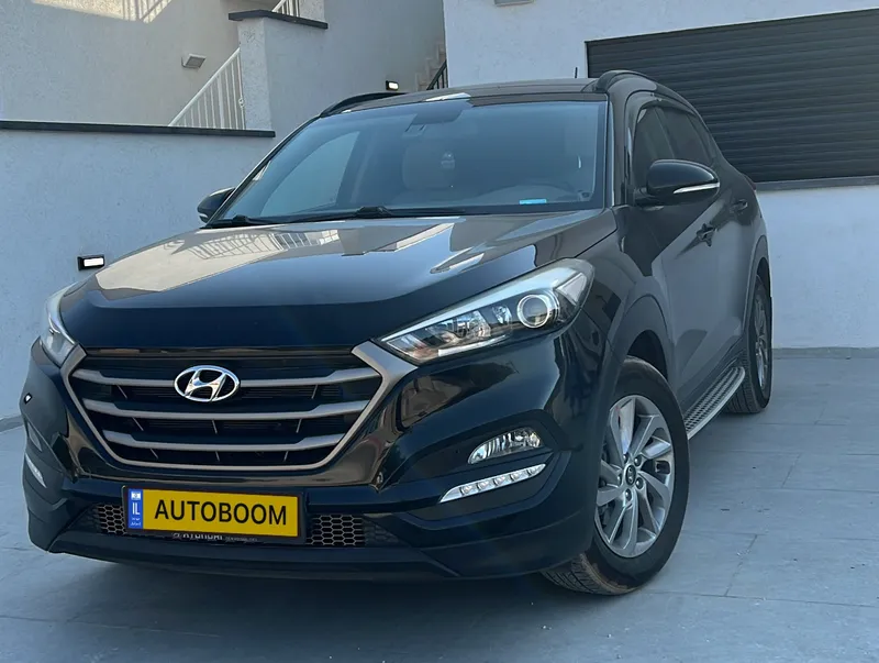 Hyundai Tucson 2nd hand, 2017, private
